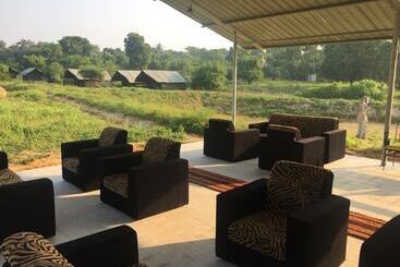 Hotel Wild Panthera Yala