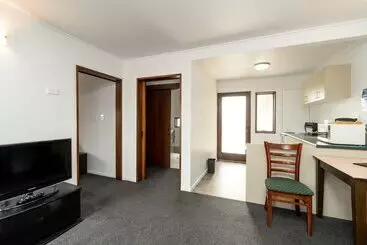 בית מלון כפרי Centennial Court