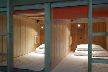 פנסיון Favian Guest House