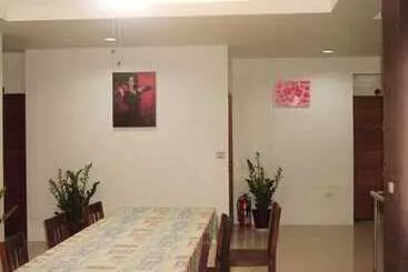 تختخواب و صبحانه Beauty Home