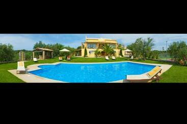 آپارتمان‌های توریست‌ها Villa Privilege Classic & Exclusive