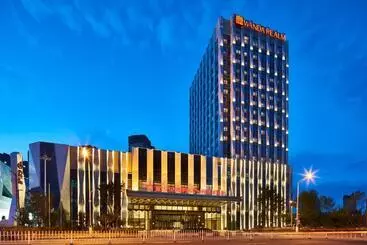 Hotel Wanda Realm Qiqihar