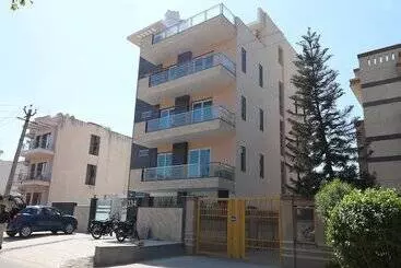 پانسیون Fabhotel Vr Stay