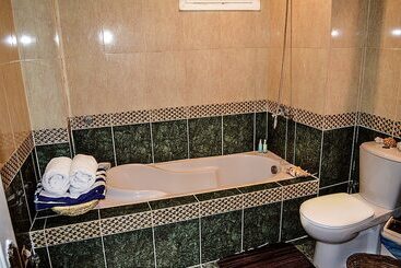 آپارتمانهای توریستها The Cozy Beach House