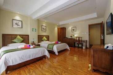 فندق Panda Prince