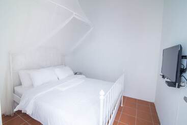 בית מלון כפרי Garden Of Eden Houses