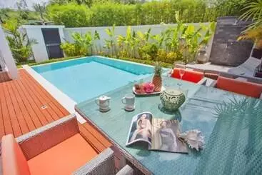 Pisos turísticos Isawan 2br Salt Pool Villa In Baannaraya
