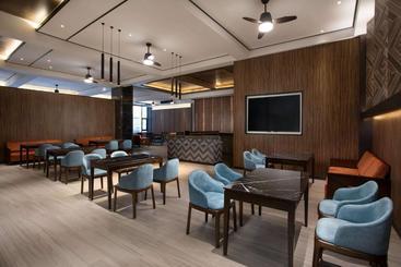 Hotel Ramada Encore Wyndham Yiyang