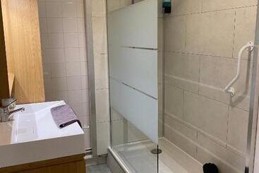 민박 La Marelle Maison D Hôtes à 500m Du Canal Du Midi