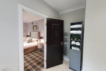 בית מלון כפרי Langley Castle