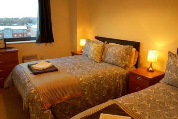 פנסיון Liverpool At Gloucester Road