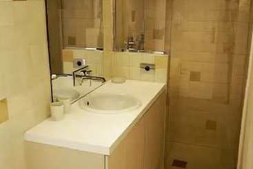 ツーリストアパートメント Le Lavandou  Villa Cap Bénat Vue Sur Mer