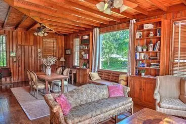 Open Gates Bed & Breakfast