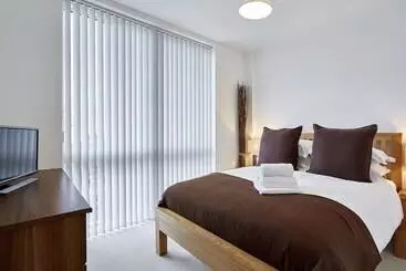 Apartaments turístics Skyline Plaza By Viridian Apartments