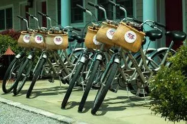 Southampton Village Motel