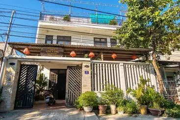 پانسیون Golden Bee Homestay
