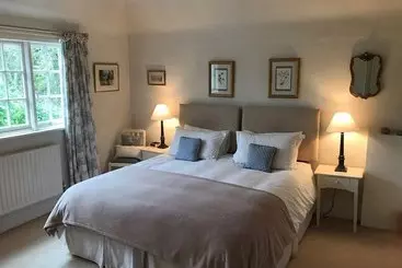 Goss Moor B&b