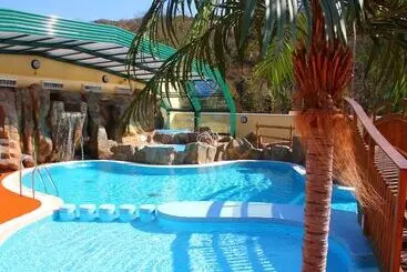 Hotel Cardigan Bay Holiday Park