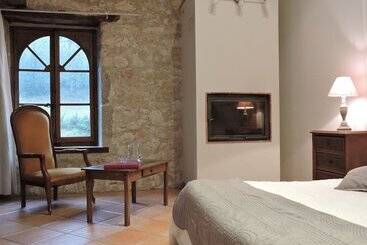 بنسيون Le Castelet