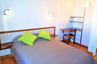 レジデンス Village Vacances Léo Lagrange Montbrun