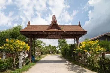 Hotelli Baan Kiangnam Pattaya Resort