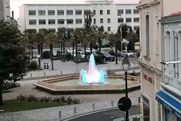 Hotel Hôtel Du Commerce