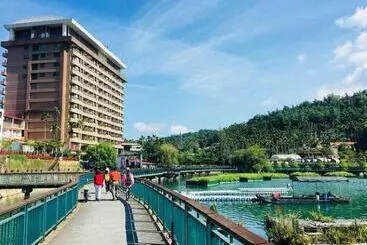 Majatalo Sun Moon Lake Friday Inn Backpacking