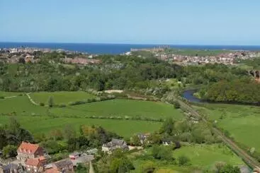 Aamiaismajoitus (B&B) Ruswarp Hall   Whitby