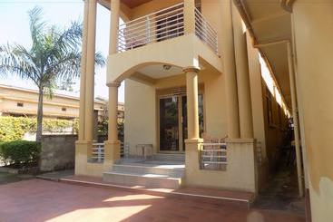 ホテル Two Seasons