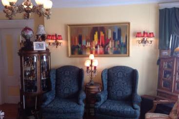 بنسيون The Bradford Carver Guest House