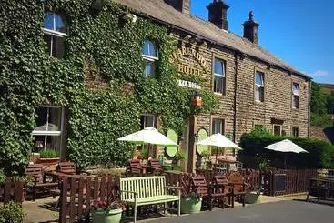 ベッドアンドブレックファースト The Clarendon Country Pub With Rooms