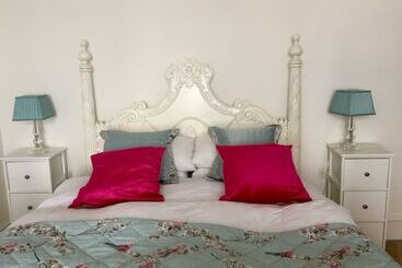 Bed and Breakfast Tigh Na Mara Guest House Rosemarkie  Breakfast Optional