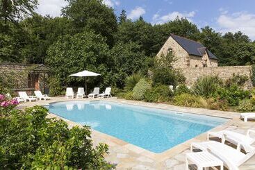 פנסיון Château Du Grand Val