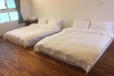 Song Yue Bed & Breakfast