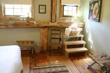 簡易ホテル Amee Farm Lodge
