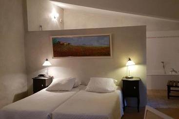 ホテル Hôtel Guilhaume D Orange