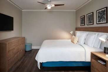 מלון דירות Hilton Grand Vacations Club Ocean Enclave Myrtle Beach