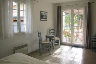 Pansiyon Auberge Des Censiés