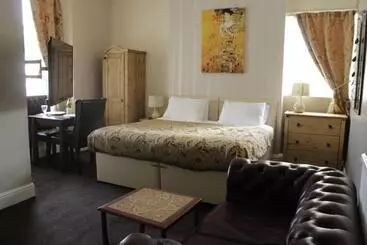 Majatalo Clifton Villa Guest House