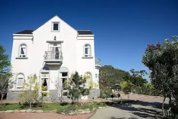 تختخواب و صبحانه Victoria Manor