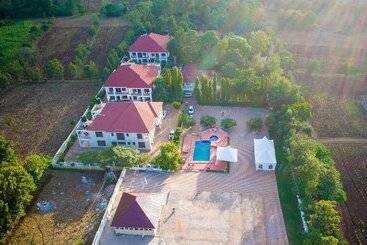 호텔 Kilimanjaro Resort