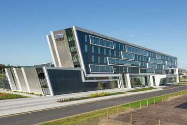 هتل Hilton Aberdeen Teca