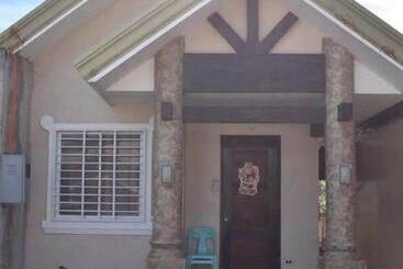 ホテル Bia S Beach House, Pagudpud