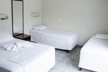 Otel Pousada Recanto Do Lago 1