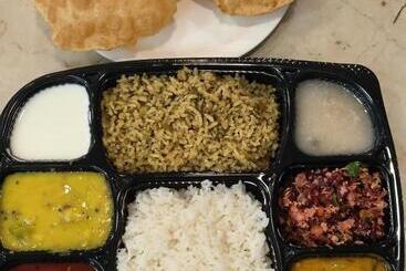 Hotelli Samasth Palatial