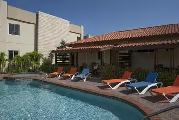 هتل آپارتمان Costa Esmeralda Village