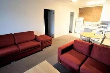 Motel Parkview Motor Inn And Apartments