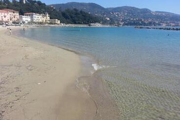 Maison
 Affittacamere La Branda