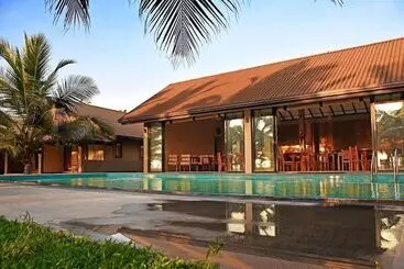 ホテル Melheim Beach Kalpitiya