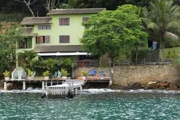 ホテル Pousada Cruzoé